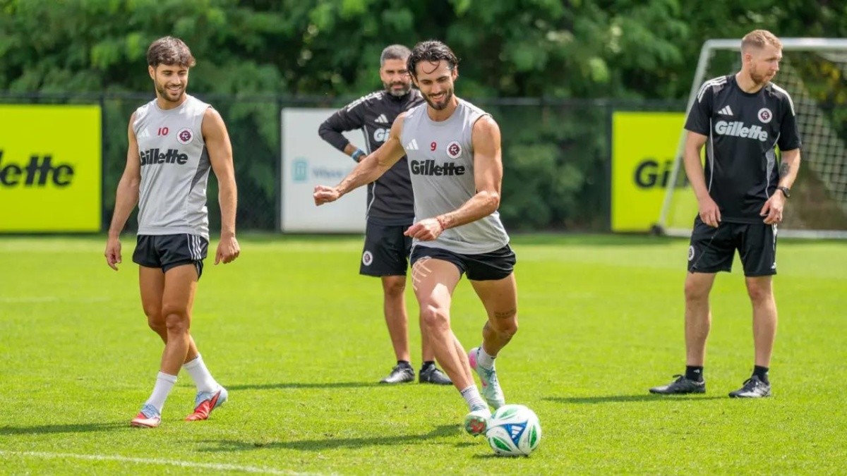 Leonardo Campana en un entrenamiento con el New England Revolution (REDES)