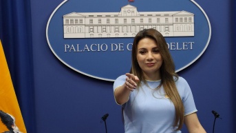 Imagen de agosto de 2025 de Carolina Jaramillo, vocera de la Presidencia de Ecuador. (Rolando Enríquez / API)