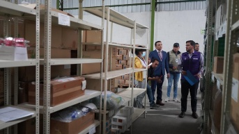 El ministro Jimmy Martin realizó una visita sorpresa a la bodega del Distrito 17D11 Mejía – Rumiñahui. (MSP)