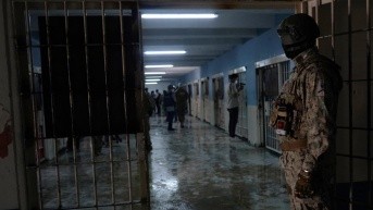 Imagen del interior de la Penitenciaría del Litoral. Foto tomada durante un recorrido de medios en 2025. (API)