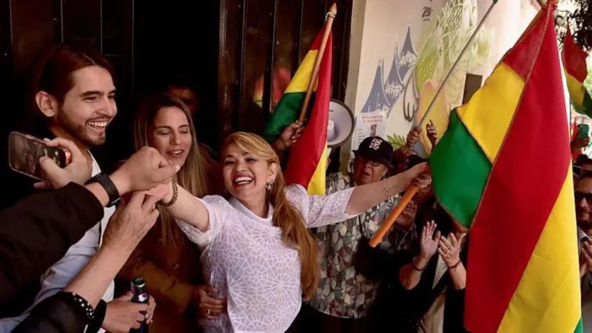 Áñez había sido condenada a 10 años de prisión. (AFP vía Getty Images)