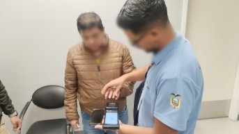 Danilo V. es el décimo quinto más buscado del país, por violencia de género. (Policía Nacional)