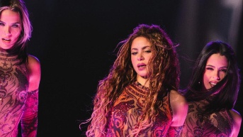Shakira realiza sus conciertos acompañada de sus bailarinas. (Redes Sociales Shakira)