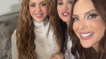Érika Vélez junto a Shakira. (RRSS)