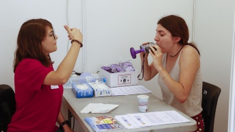 Garantizar el acceso a la salud respiratoria en América Latina sigue siendo un desafío, según reconocieron este jueves especialistas que participaron en el foro Salud pulmonar: construyendo sistemas resilientes en América Latina. (EFE)
