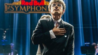 Trueno en el escenario de Red Bull Symphonic (Instagram: Trueno)