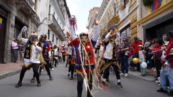 Desfiles en el Centro Histórico son parte de la agenda cultural. (Quito Informa)