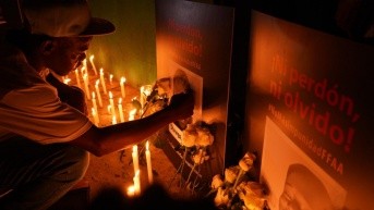 Foto de un altar del caso Las Malvinas. (API)