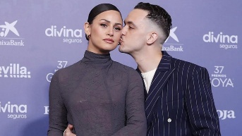 C.Tangana con su pareja, Rocío Aguirre en los Premios Goya 2023. (EFE)