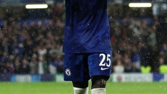 Moisés Caicedo celebra su gol con el Chelsea contra el Ajax por la Champions League (Foto: Chelsea Photos)