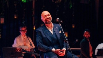 Santiago Cruz ofrecerá dos conciertos en Ecuador. (RRSS)