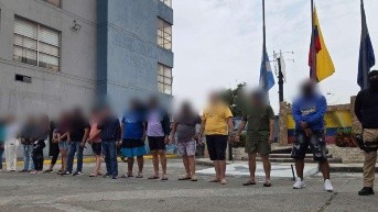 Un juez dictó prisión preventiva contra la red extorsiva de alias Negro Tulio en Durán. (Policía Nacional)