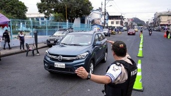 412 personas fueron detenidas en Ecuador durante la jornada electoral de consulta popular y referéndum 2025. (API)
