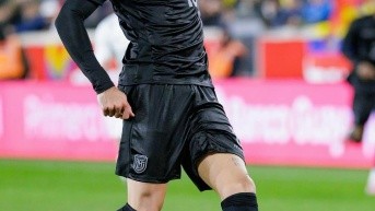 Leonardo Campana marcó su primer gol con la selección de Ecuador. (Redes sociales)