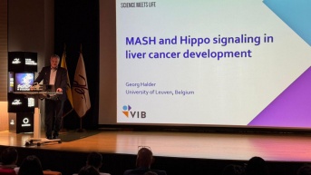 Una de las intervenciones sobre el cáncer. (Cortesía)