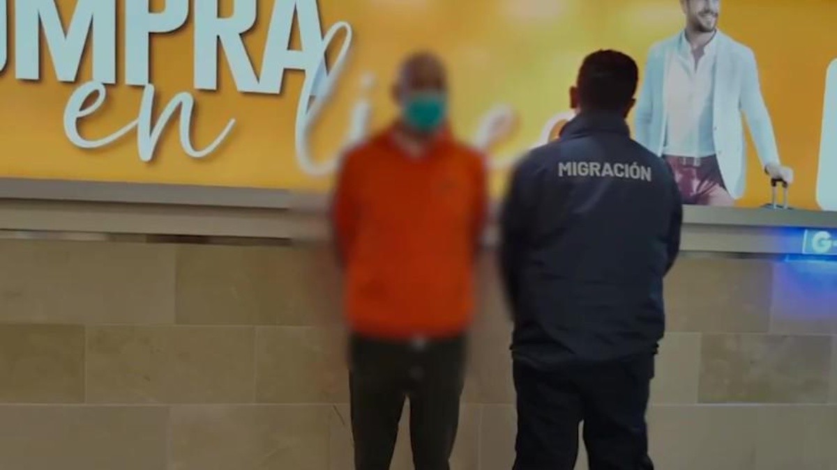 Imagen de Luis Gonzalo Haro Chávez, ecuatoriano que fue extraditado a Estados Unidos este 20 de noviembre. (Cortesía de la Policía)