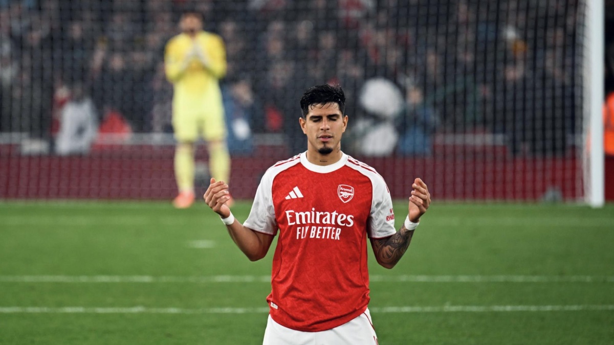 Piero Hincapié en un partido con el Arsenal por la Premier League (Foto: Arsenal)