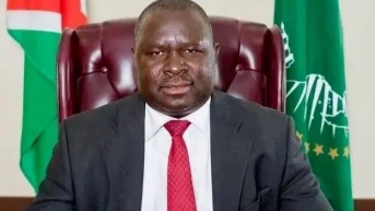 El tocayo de Adolf Hitler Uunona logra un quinto mandato en Namibia. (RRSS)