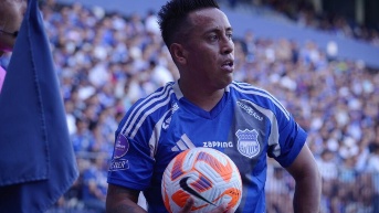 Christian Cueva rescindió su contrato con Emelec.