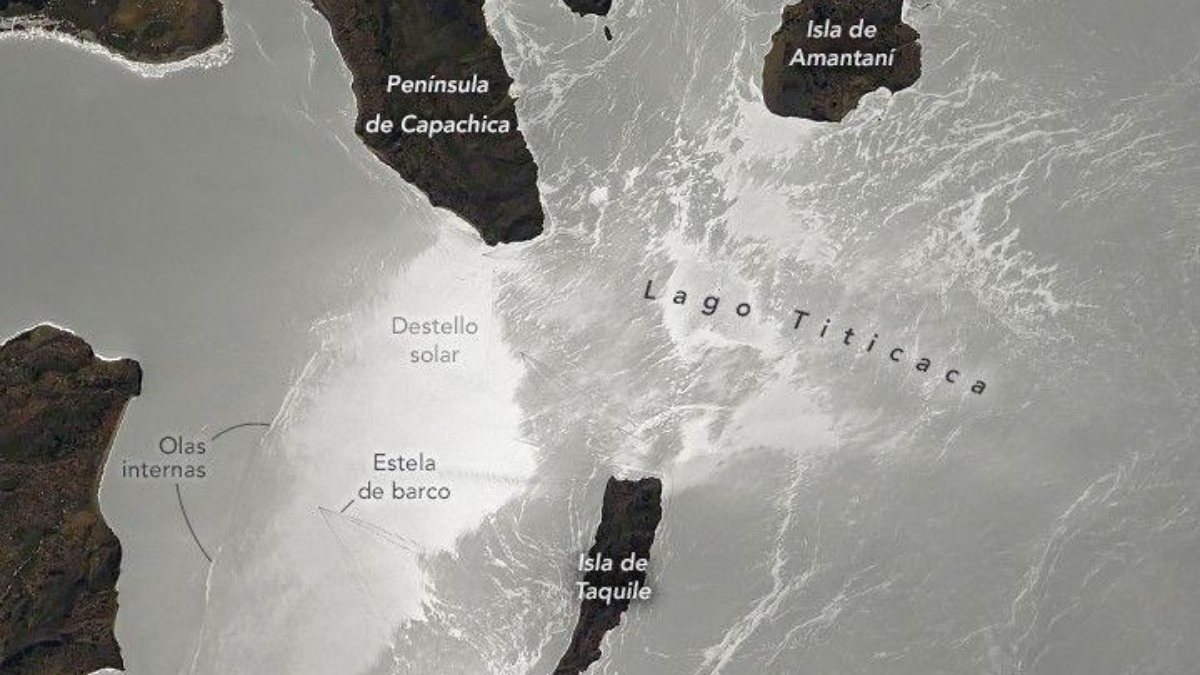 Un astronauta a bordo de la Estación Espacial Internacional capturó esta fotografía detallada del extremo sur del lago Titicaca (NASA)