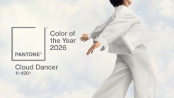 Color Cloud Dancer o Pantone 11-4201. (@pantone)