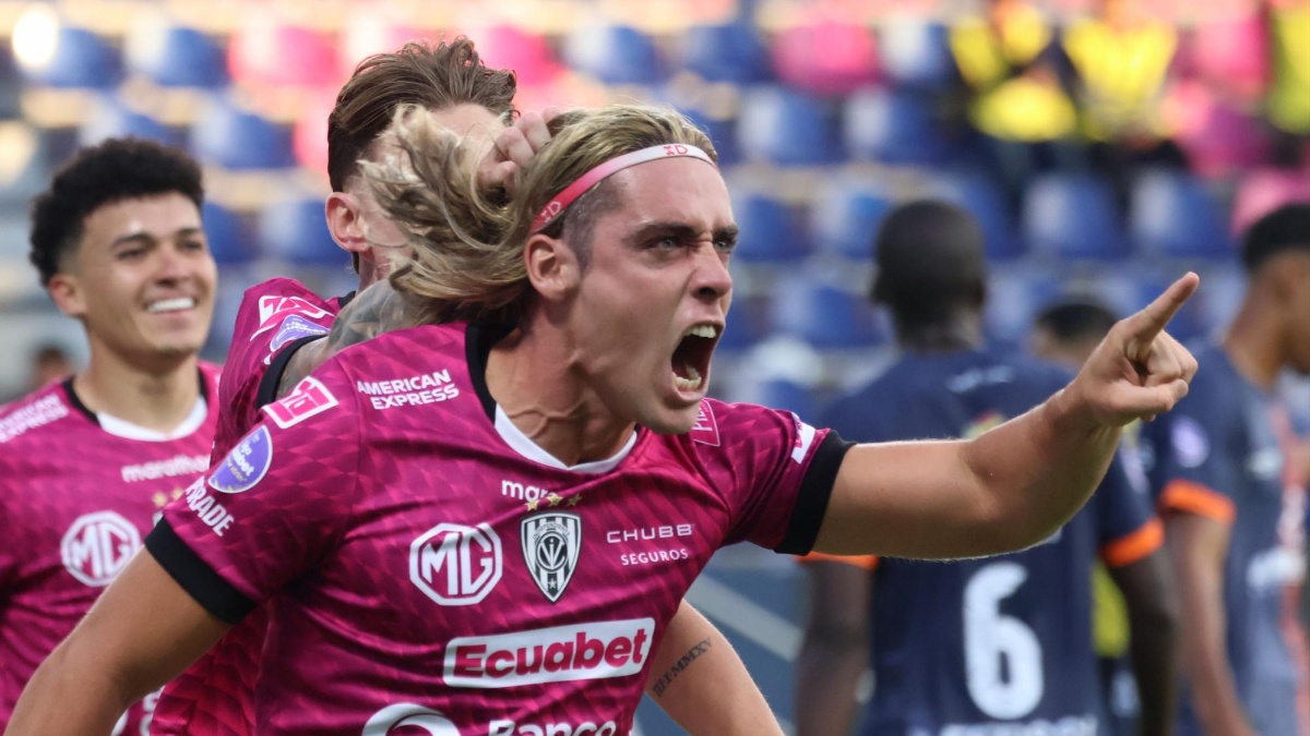 Claudio Spinelli firmó el gol de IDV para ser campeón nacional. (API)