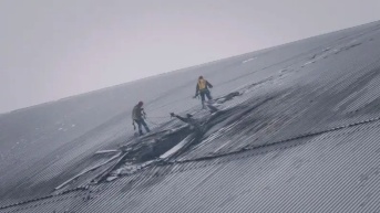 Un dron impactó la cubierta protectora del reactor nuclear de Chernóbil en febrero. (GETTY IMAGES)