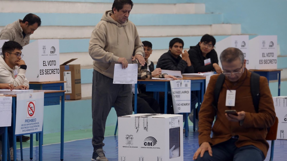 Votaciones por Consulta Popular y Referéndum 2025. (API)