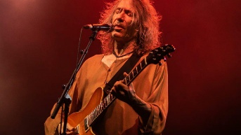 Esta fue la trayectoria y vida de Robe Iniesta, voz icónica del rock español. (RRSS)