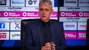 El entrenador de Liga de Quito, Tiago Nunes, en rueda de prensa (Foto: Liga de Quito)