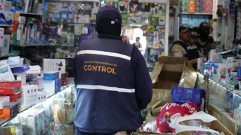 Un operativo de control en el Centro Histórico de Quito.( QuitoInforma )