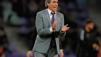 Guillermo Almada fue presentado por el Real Oviedo como nuevo entrenador. (Redes sociales)