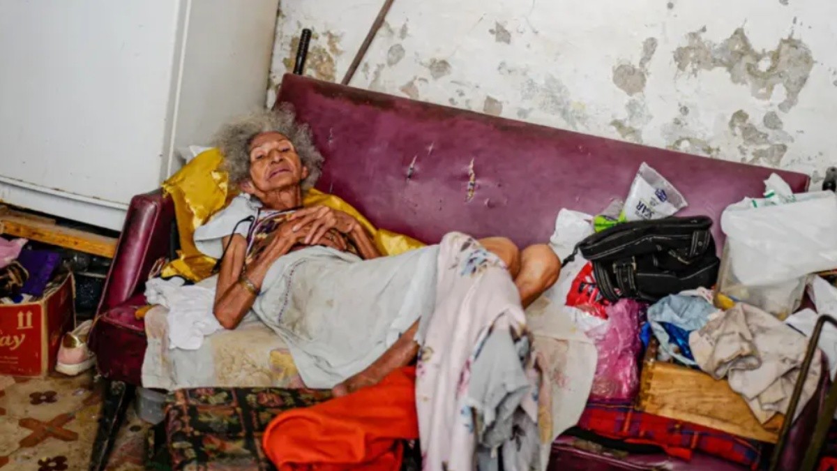 Pilar, de 81 años, convaleciente del virus chikungunya en su casa de La Habana en noviembre. (Getty Images)