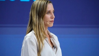 Foto de Andrea González Nader, excandidata presidencial, en el debate electoral organizado por el CNE en enero de 2025. (Consejo Nacional Electoral)