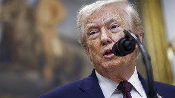 El presidente de Estados Unidos, Donald Trump, durante un anuncio en la Sala Roosevelt de la Casa Blanca, en Washington, DC, Estados Unidos, el 19 de diciembre de 2025. (Will Oliver / POOL / EFE)