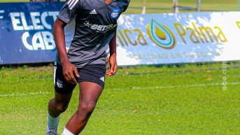 Diogo Bagüí saldrá gratis de Emelec y ya tiene nuevo equipo. (Redes sociales)