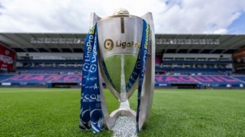 Imagen del trofeo de la LigaPro (Foto: Internet)