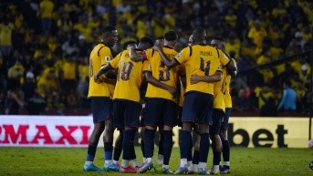 Los futbolistas de la selección de Ecuador celebraron la Navidad con su familia. (API)