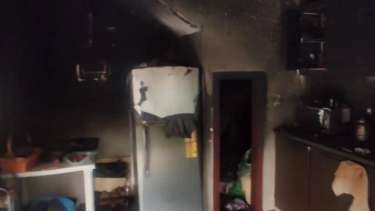 Incendio en una vivienda en Calderón iniciado en un pesebre. (Internet)