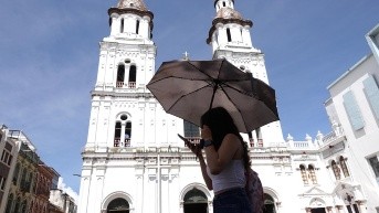 Fotografía de archivo de sol en Cuenca. (API)