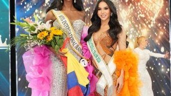 Kenia Bonilla junto a la anterior reina, Keyla Fernández. (RRSS)