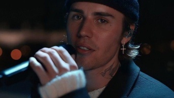 Recientemente, Justin Bieber lanzó su álbum Swag y su continuación, Swag II. (RRS)