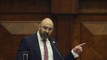Mario Godoy en el Pleno de la Asamblea Nacional (API)
