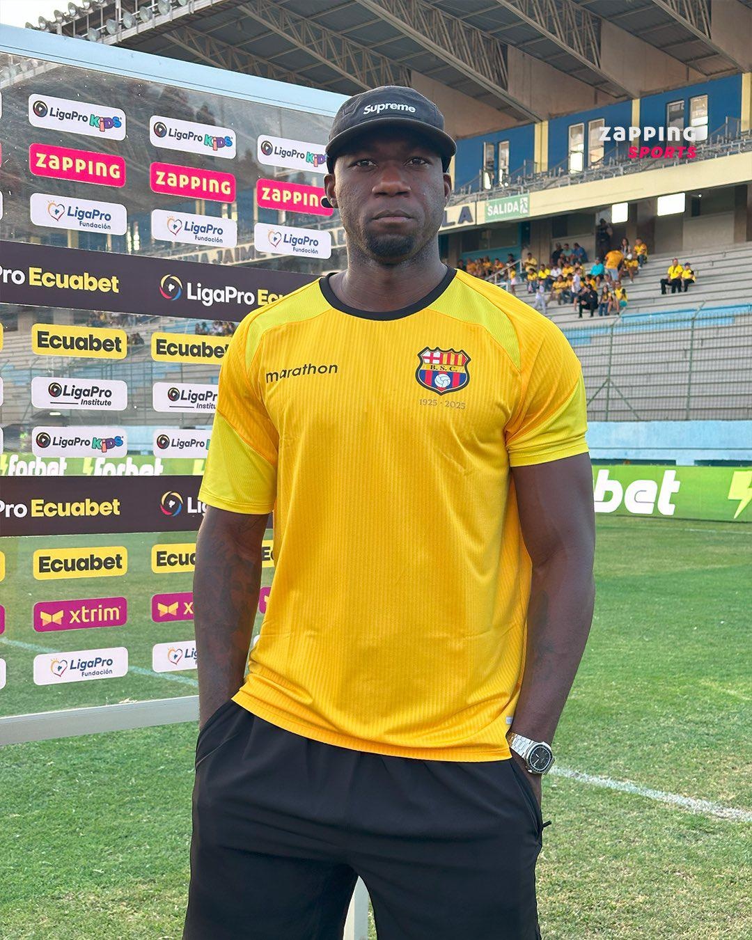 Felipe Caicedo aún no juega ningún partido con Barcelona SC. (Redes sociales)