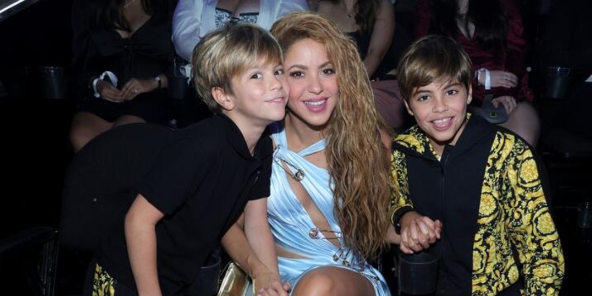 Milan y Sasha con su madre, Shakira. (RRSS)