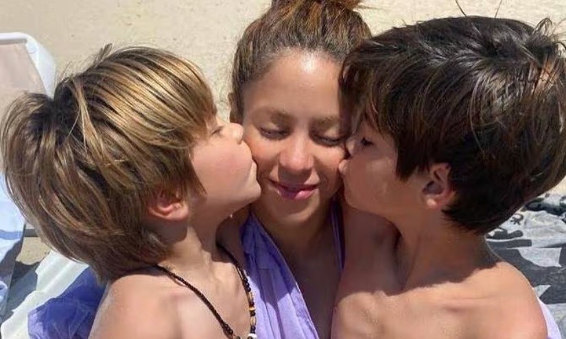 Milan y Sasha con su madre, Shakira. (RRSS)