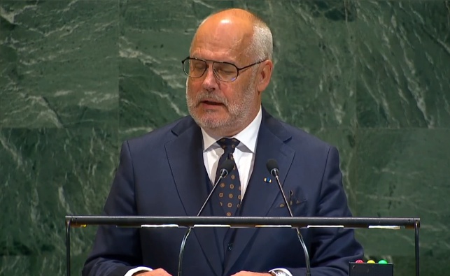 Presidente de Estonia  (Internet )