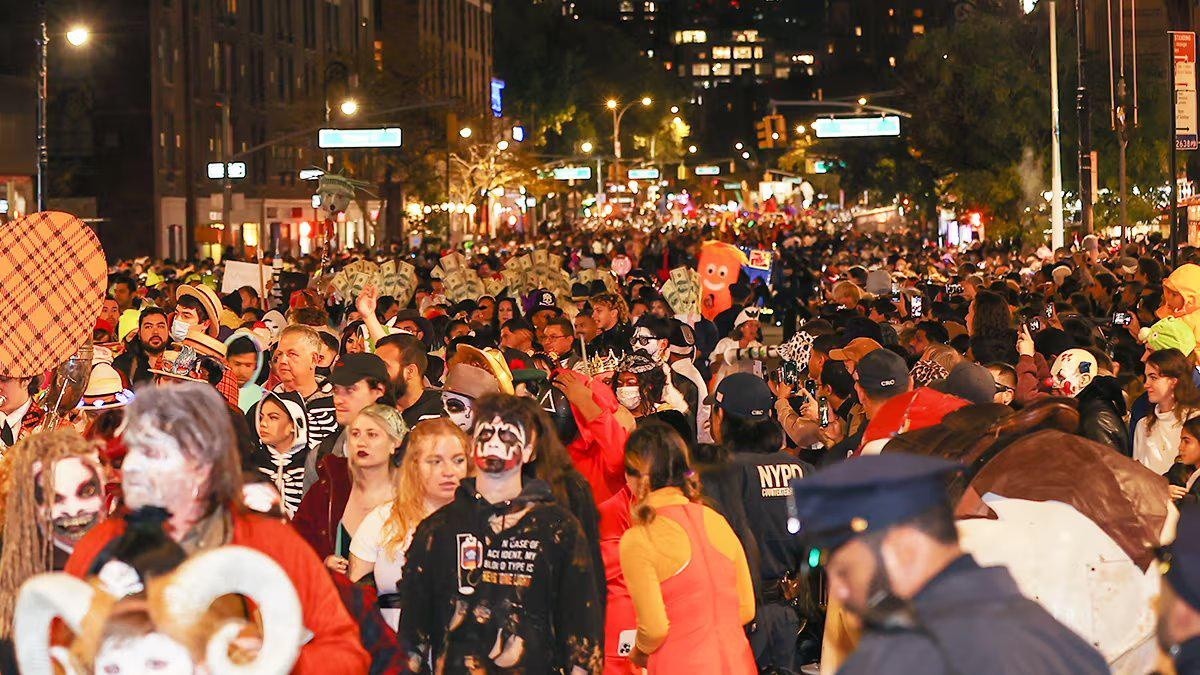 Desfile de disfraces en Halloween Celebration in New York City. (Foto: Internet)