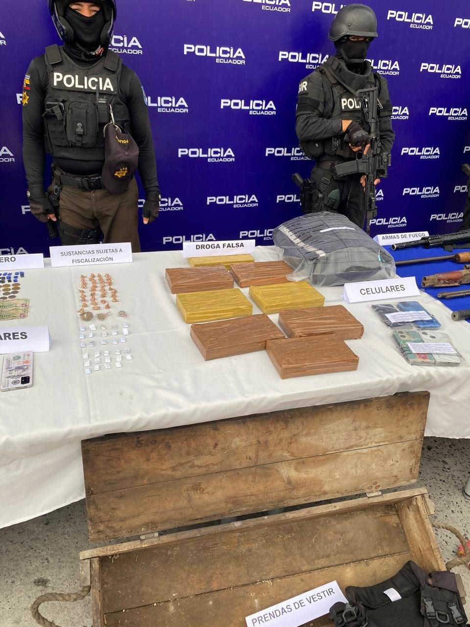 La Policía decomisó droga falsa.  (Ecuavisa )