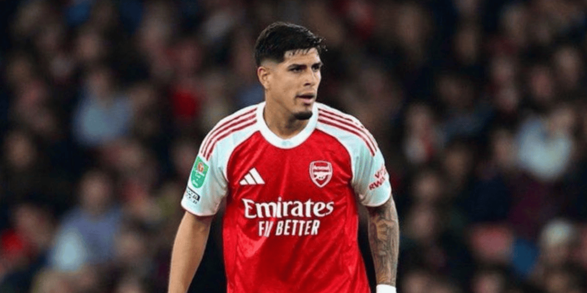 Piero Hincapié será titular con el Arsenal en su último partido de 2025.